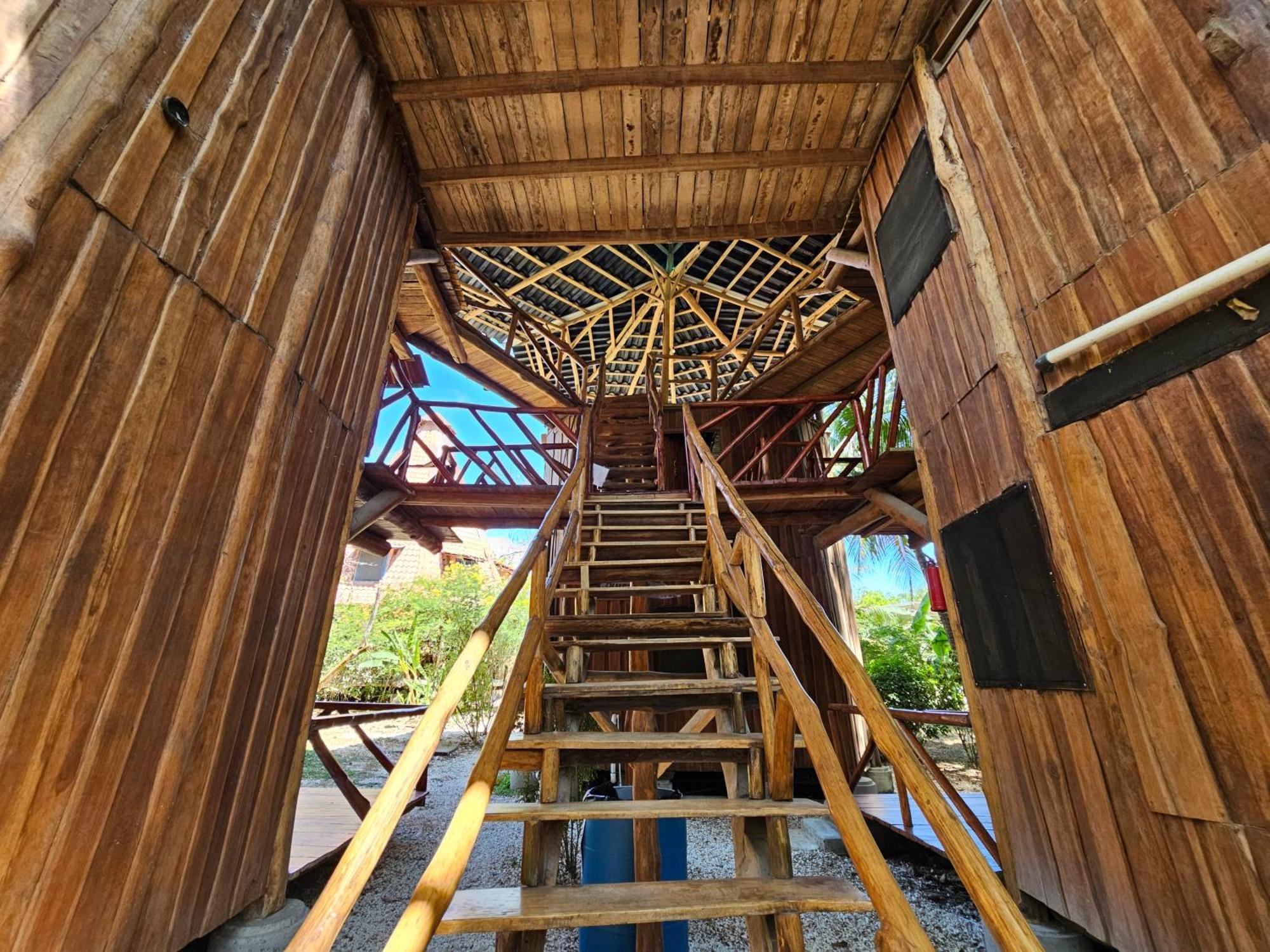 Don Jon'S Surf And Yoga Lodge Playa Santa Teresa  Exterior photo