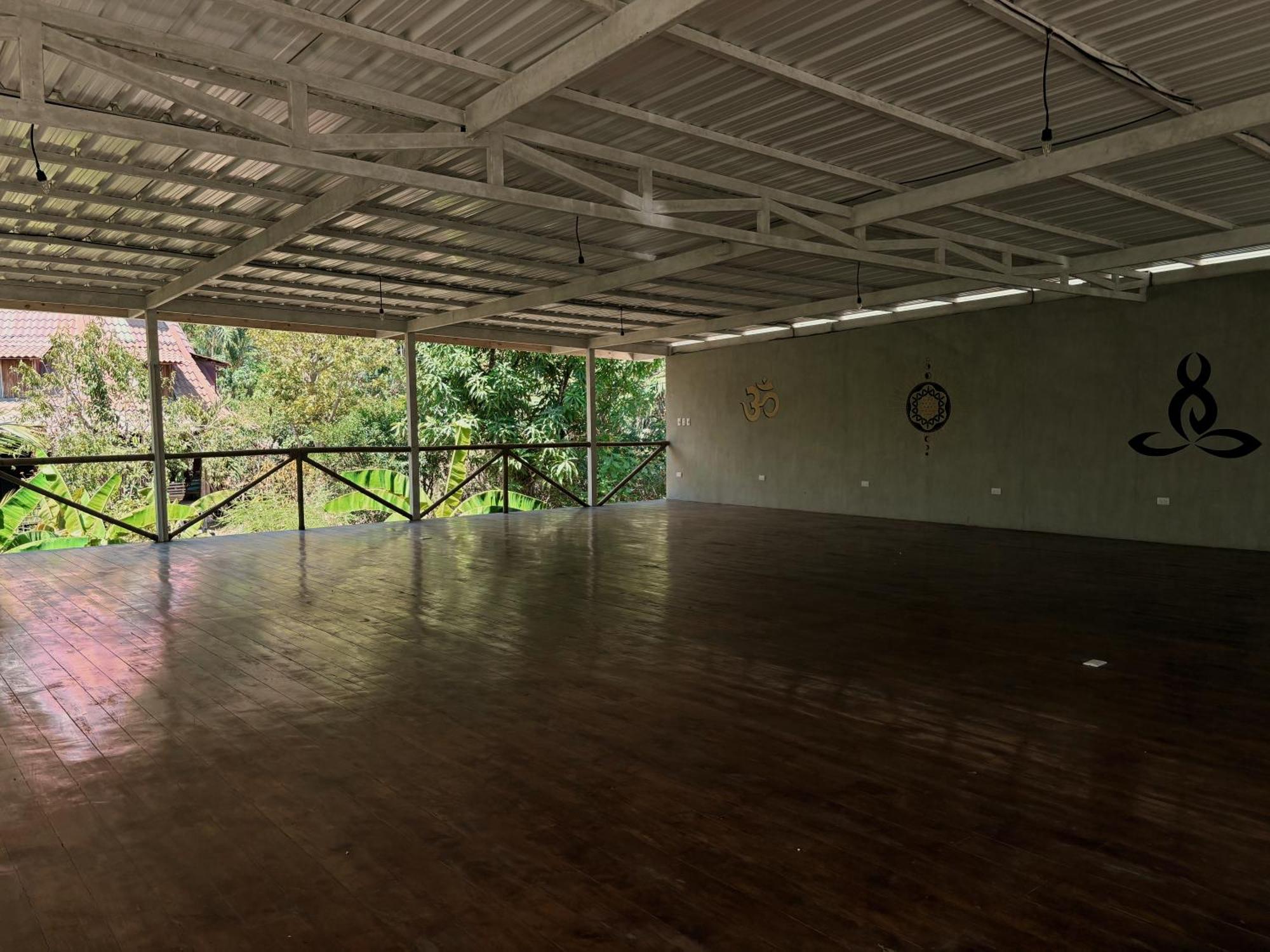 Don Jon'S Surf And Yoga Lodge Playa Santa Teresa  Exterior photo